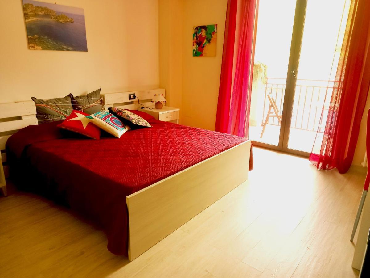 Villa i Minnulareddi Giardini Naxos Esterno foto